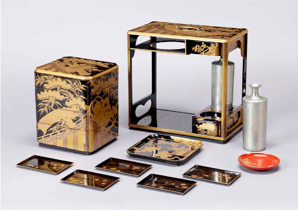 Portable Picnic Case with Gagaku Court Music Designs. Kyoto National Museum