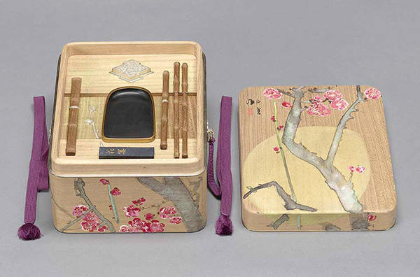 Cosmetics Box-Shaped Inkstone Case with Pine, Bamboo, and Plum Blossoms. By Nishimura Goun and Fukui Hōsai. Kyoto National Museum