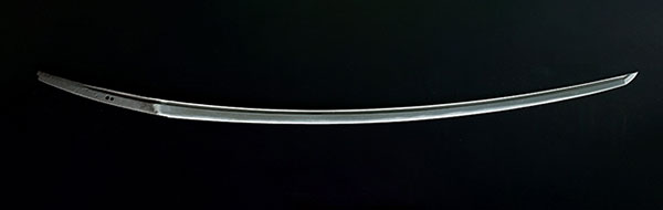 重文　太刀　国綱ト銘ガアル（鬼切丸・髭切）　京都・北野天満宮　＜通期展示＞