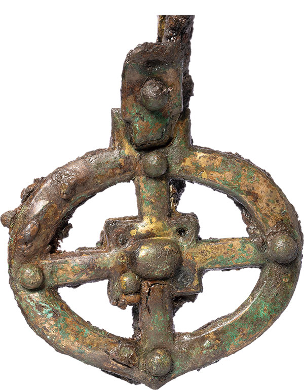 鏡板付轡（かがみいたつきくつわ）