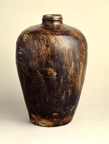 Vase with Incised Flowers in Iron Glaze Tokyo National Museum