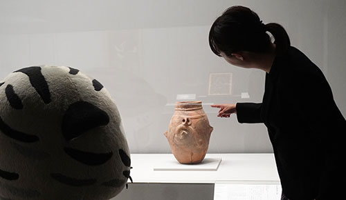 新春特集展示「巳づくし―干支を愛でる―」を見に行くリン♪