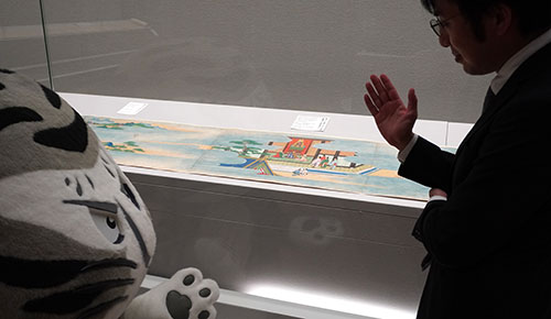 修理完了記念 特集展示「重要文化財 釈迦堂縁起」を見に行くリン♪
