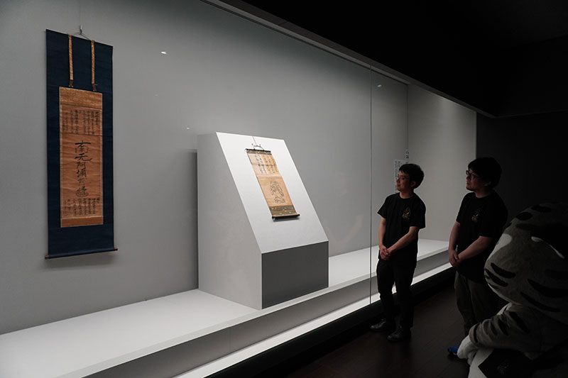 親鸞聖人生誕850年特別展「親鸞─生涯と名宝」を見に行くリン