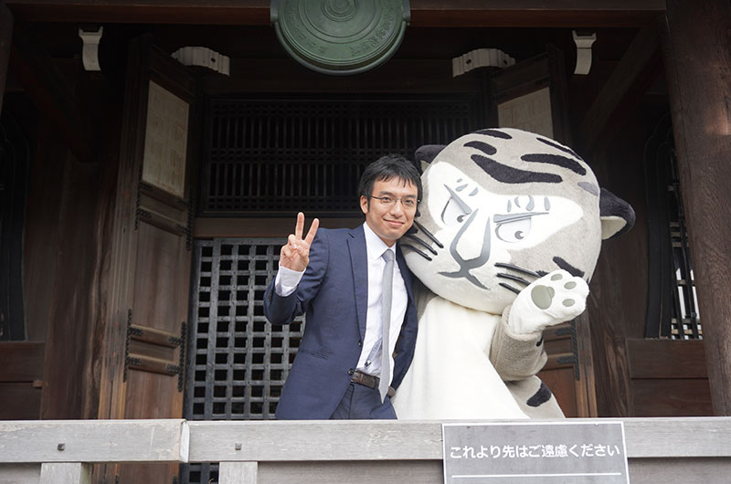 井並研究員とトラりん