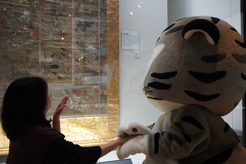 「仏伝涅槃図」の托胎霊夢のシーン