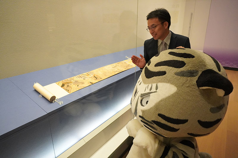 国宝　源氏物語絵巻　柏木一　愛知・徳川美術館所蔵　＜2F-1　10月6日～18日展示＞