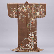 Katabira (Summer Kimono) with Flower Carriage and Irises. Kyoto National Museum.