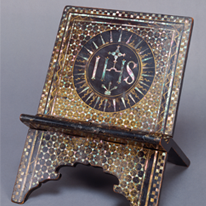 Folding Lectern with IHS Insignia and Linked Hexagrams in Makie and Mother-of-Pearl Inlay (Kyoto National Museum)