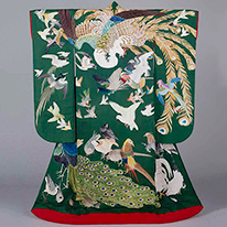 Formal Outer Robe(J., Uchikake) with Phoenix and Birds Kyoto National Museum