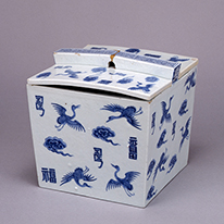 Fresh Water Jar in the Shape of a Well Bucket with Cranes, Clouds, and Auspicious Chinese Characters Jingdezhen ware; porcelain with underglaze blue Hōkongō-in Temple, Kyoto