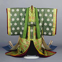 Lady's Formal Court Costume (Itsutsuginu Karaginu Mo) Worn by Princess Setsuko of Chichibu Kyoto National Museum